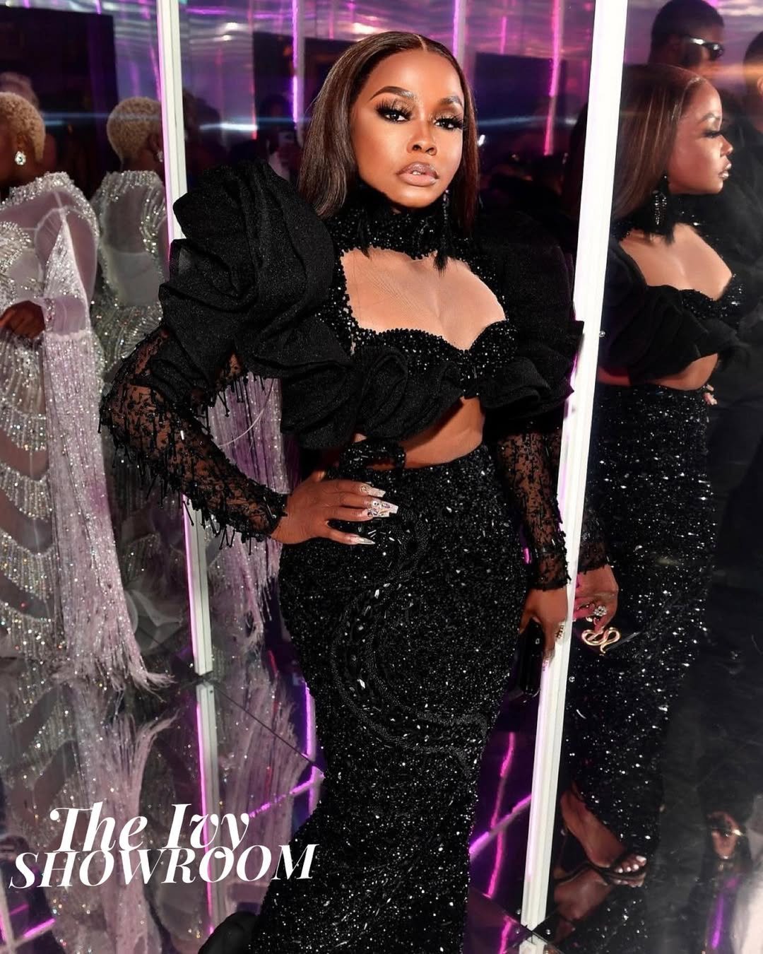 @phaedraparks is the MAIN CHARACTER in EVERY room 🖤 wardrobe @theivyshowroom for @qcmceo_p bir